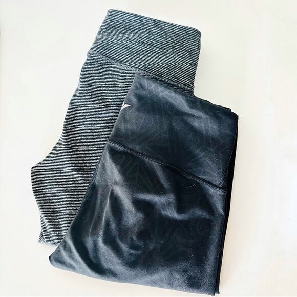 2 OLD NAVY ACTIVE Grey Black Go Dry Striped Geometric High Rise Gym Leggings S - Picture 1 of 16